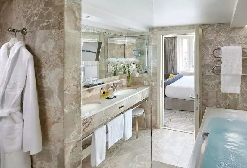 اتاق استاندارد با چشمانداز رودخانه, Mandarin Oriental Geneva