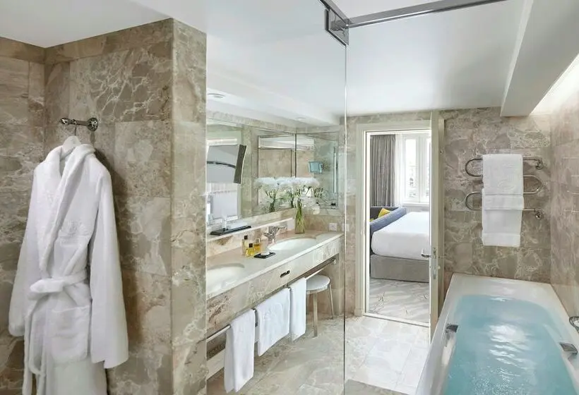 Deluxe-huone, Mandarin Oriental Geneva