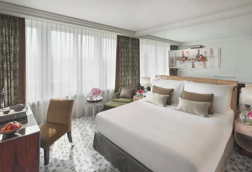 Superior-huone, Mandarin Oriental Geneva
