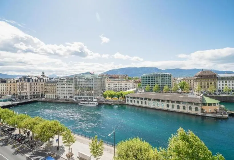 Deluxe Suite King Bed, Mandarin Oriental Geneva