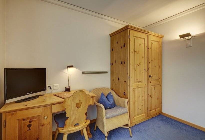 غرفة قياسية فردية, Meierhof