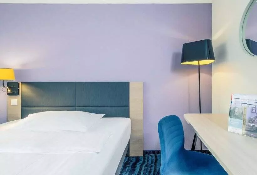 ダブルベッドスタンダードルーム, Mercure Lenzburg Krone