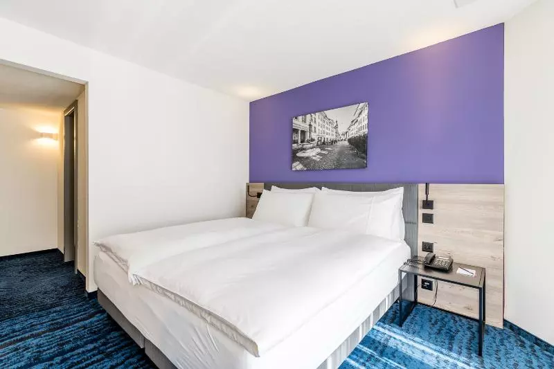 バルコニー付きスーペリアルーム, Mercure Lenzburg Krone