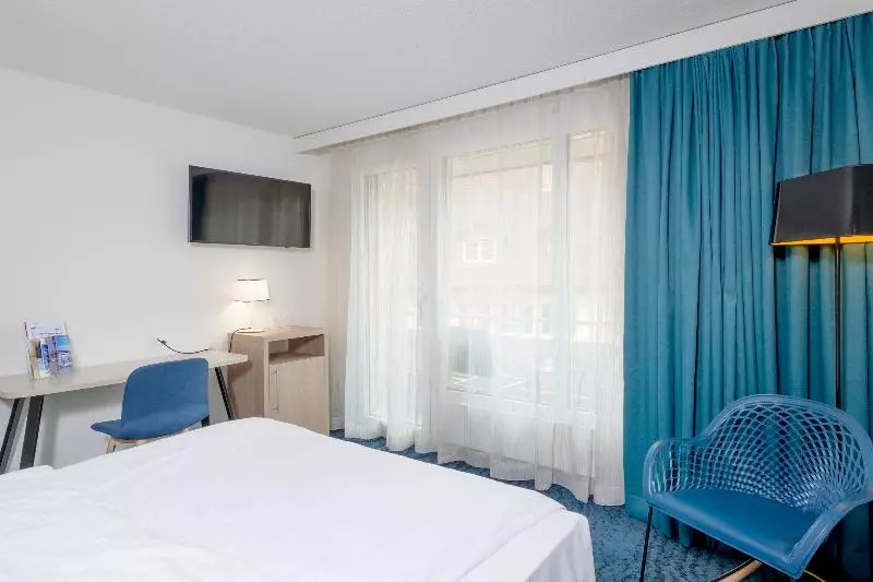 バルコニー付きスタンダードルーム, Mercure Lenzburg Krone