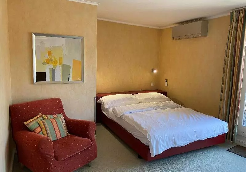 スイート, Mercure Lenzburg Krone