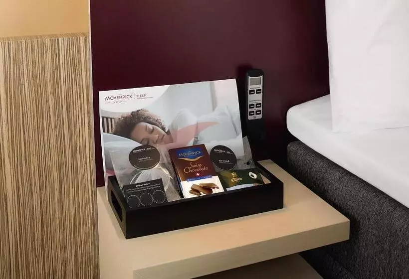 ダブルベッドスタンダードルーム, Mövenpick Hotel Egerkingen