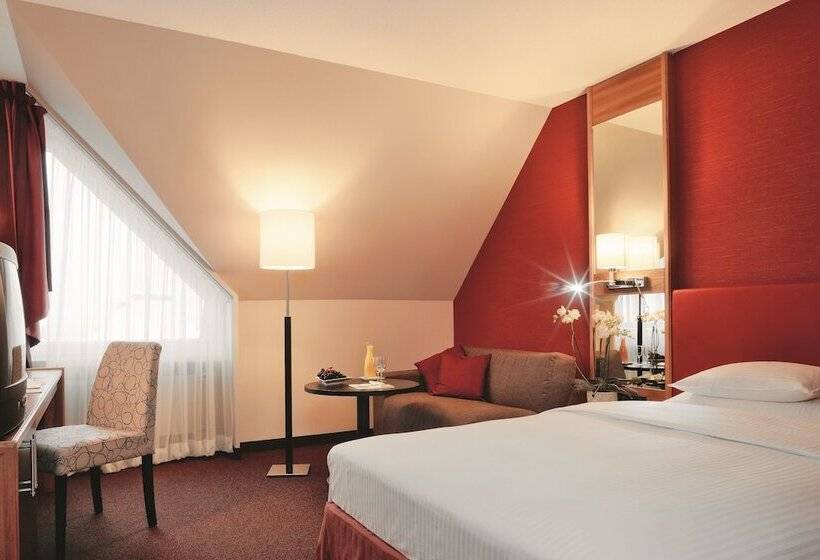Номер Стандарт Двуспальная Кровать, Mövenpick Hotel Egerkingen