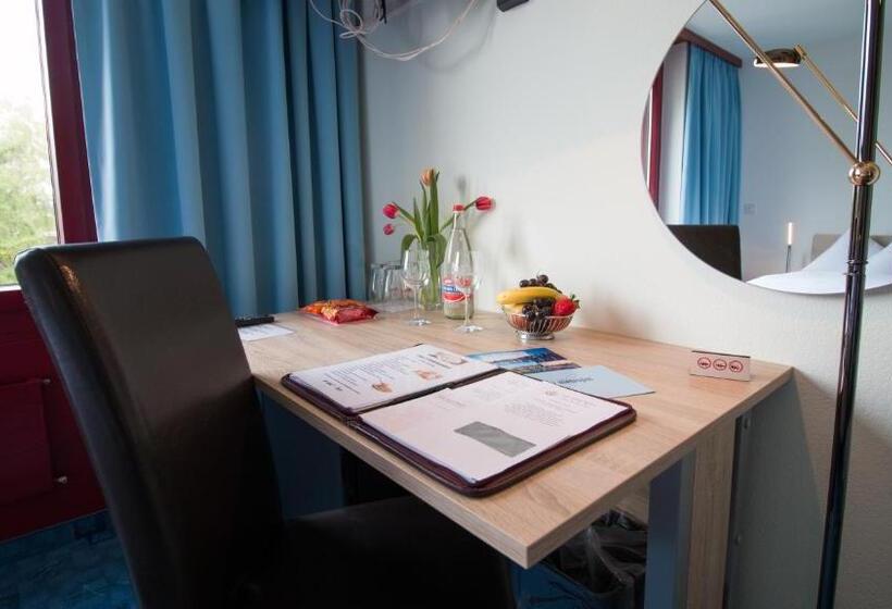 חדר סטנדרט יחיד, Park   Hotel Inseli