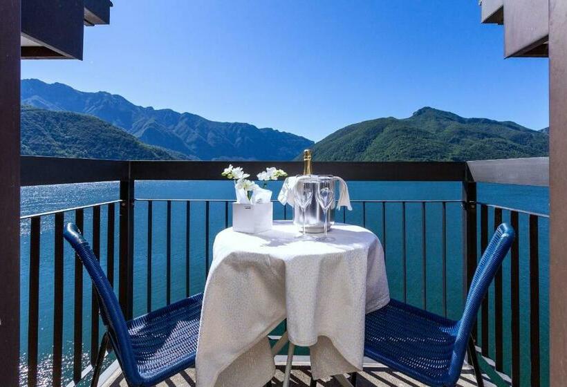 标准间带湖景, Riviera