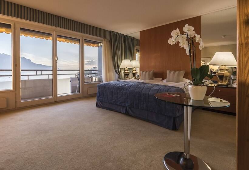 디럭스 룸 호수 전망, Royal Plaza Montreux