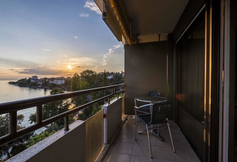 주니어 스위트 호수 전망, Royal Plaza Montreux