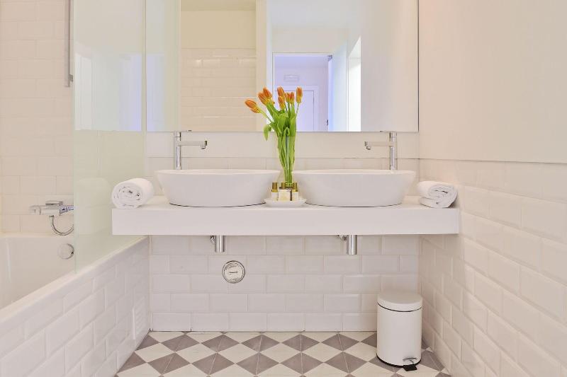 스탠다드 룸 호수 전망, Royal Plaza Montreux