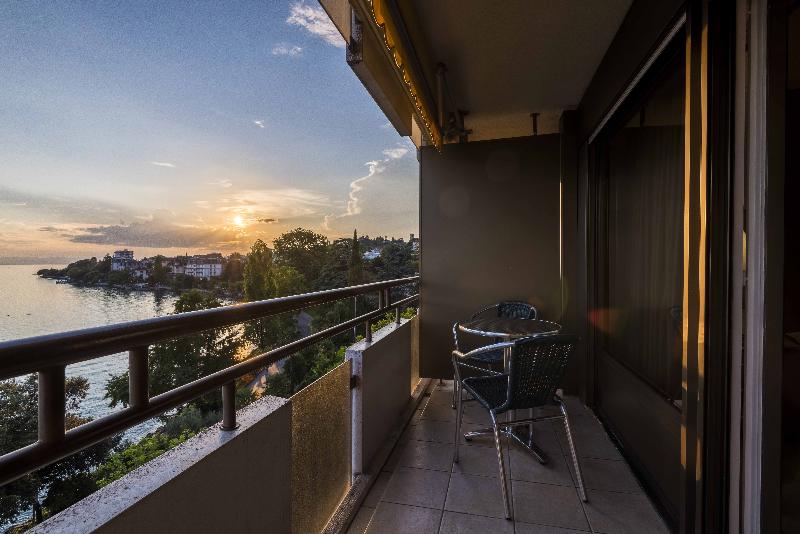 디럭스 룸 호수 전망, Royal Plaza Montreux