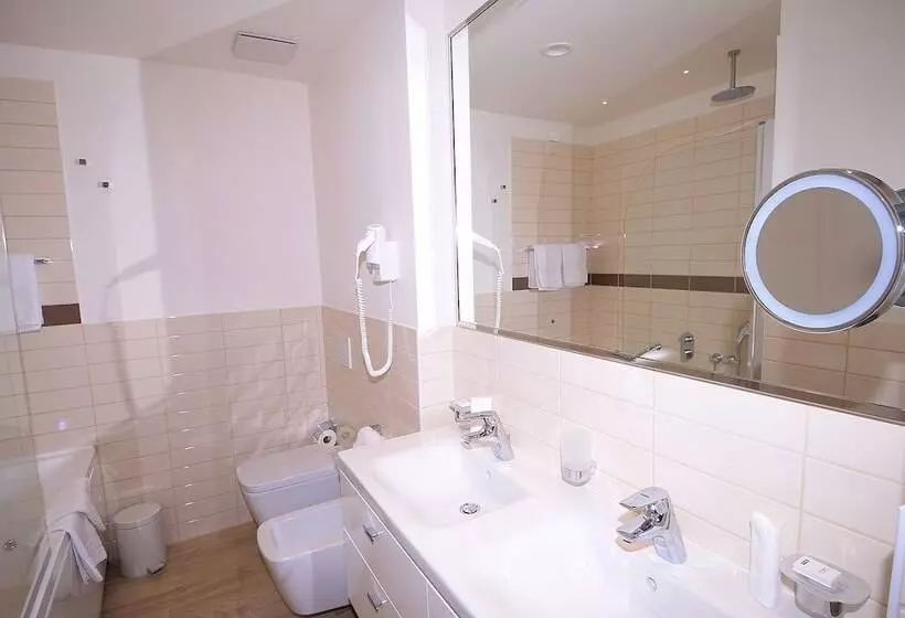 سوییت جونیور لوکس, Schweizerhof Pontresina
