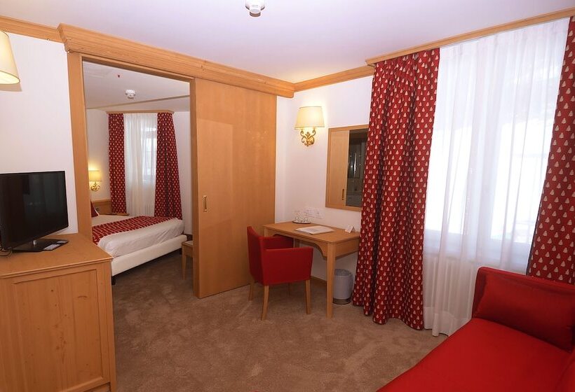 디럭스 주니어 스위트, Schweizerhof Pontresina