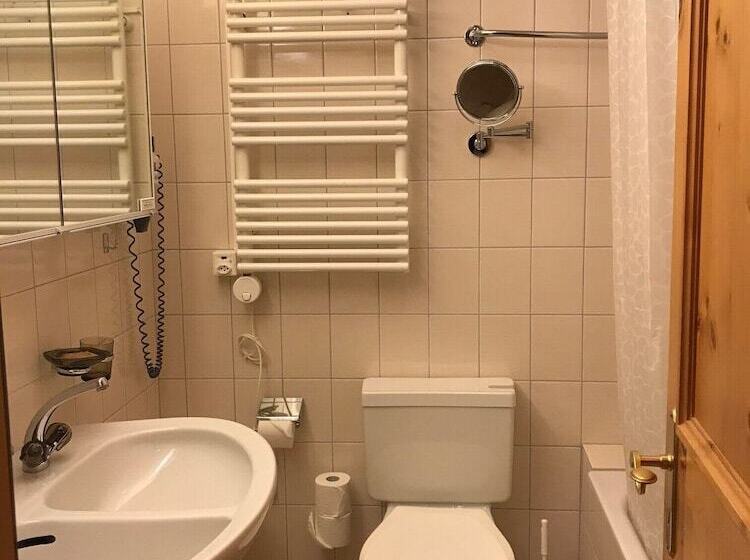 컴포트 룸, Schweizerhof Pontresina