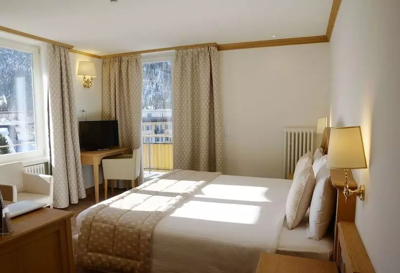 اتاق لوکس, Schweizerhof Pontresina