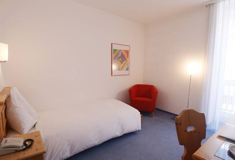 컴포트 싱글 룸, Schweizerhof Pontresina