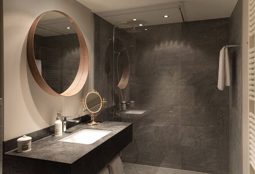 スタンダードルーム, Steffani