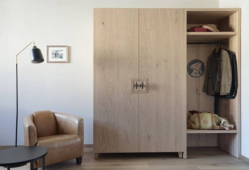 スタンダードトリプルルーム, Steffani