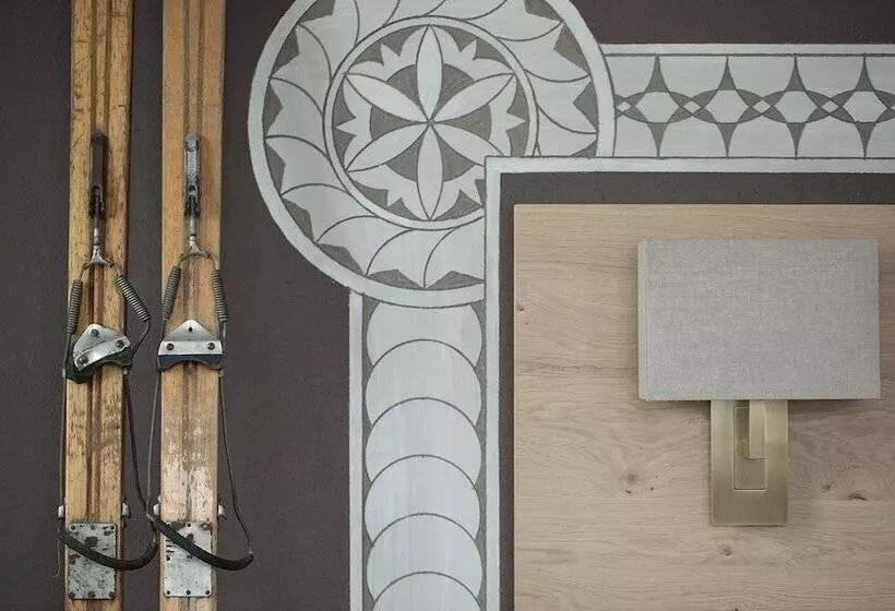 Quarto Deluxe com Balcão, Steffani