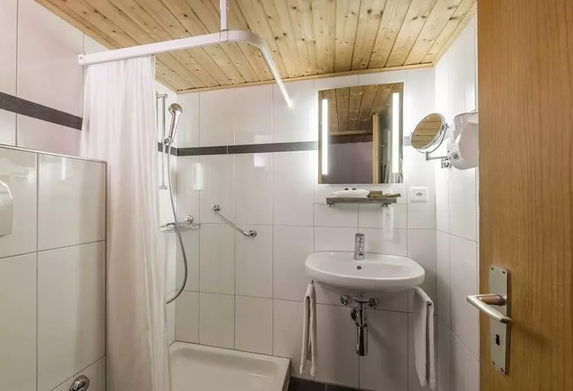 Superior-Zimmer, Stern Chur