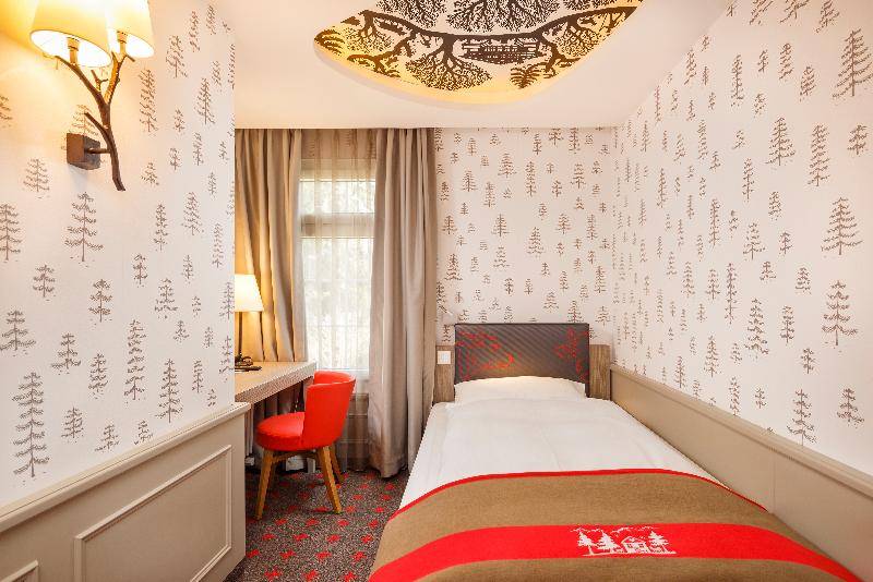 اتاق سوپریور یک تخته, Swiss Night By Fassbind