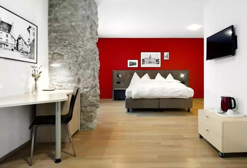 Chambre Familiale, Zugertor
