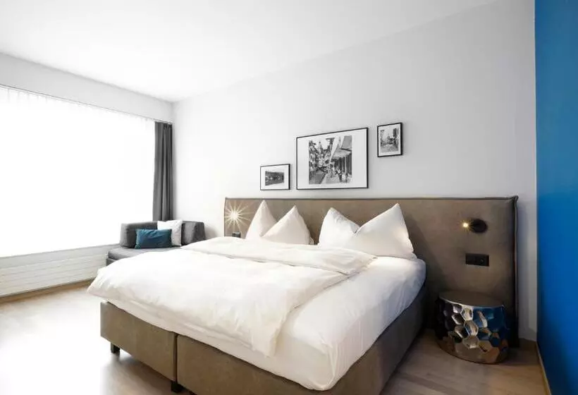 Chambre Familiale, Zugertor