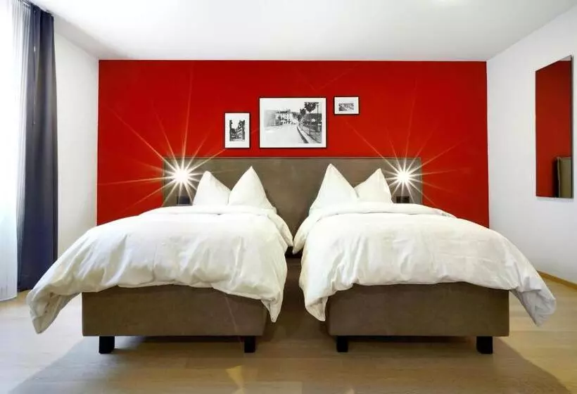 Chambre Familiale, Zugertor