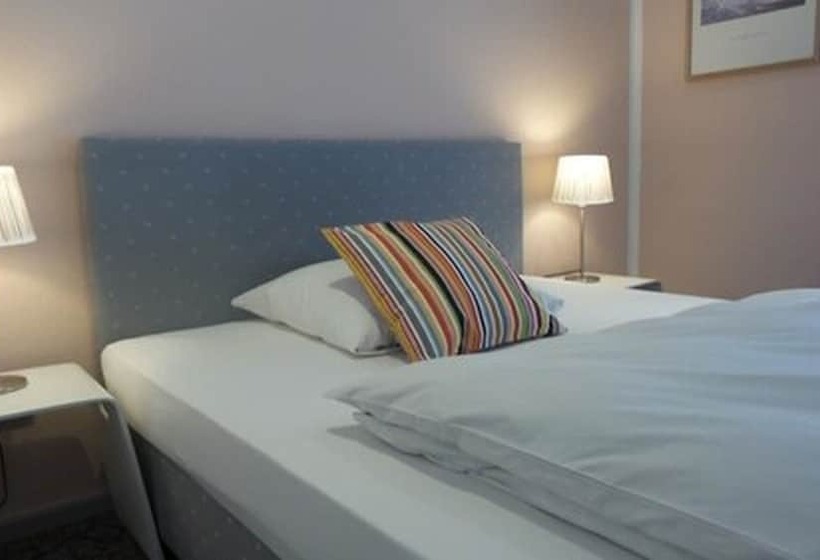 اتاق استاندارد, Alt  Tegel