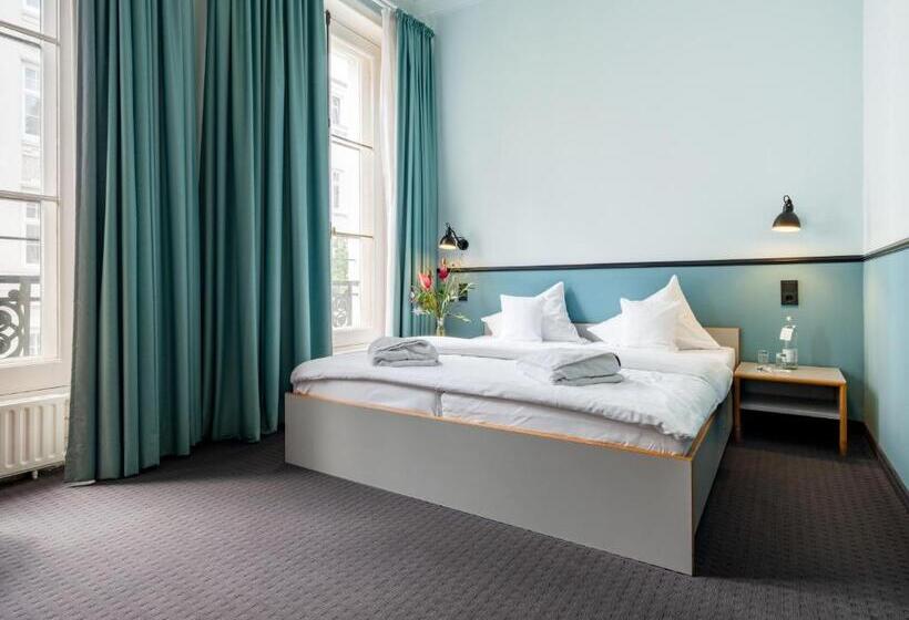 标准间, Aussen Alster