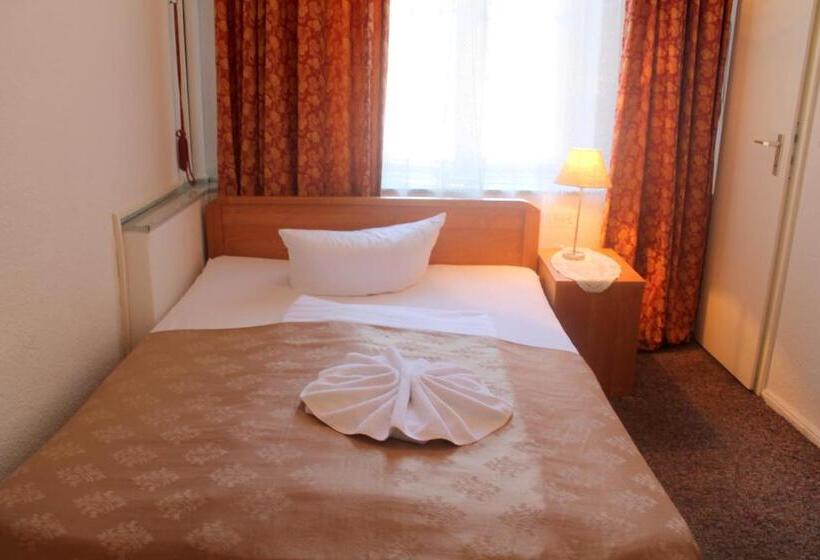 اتاق استاندارد یک نفره, City Pension Berlin