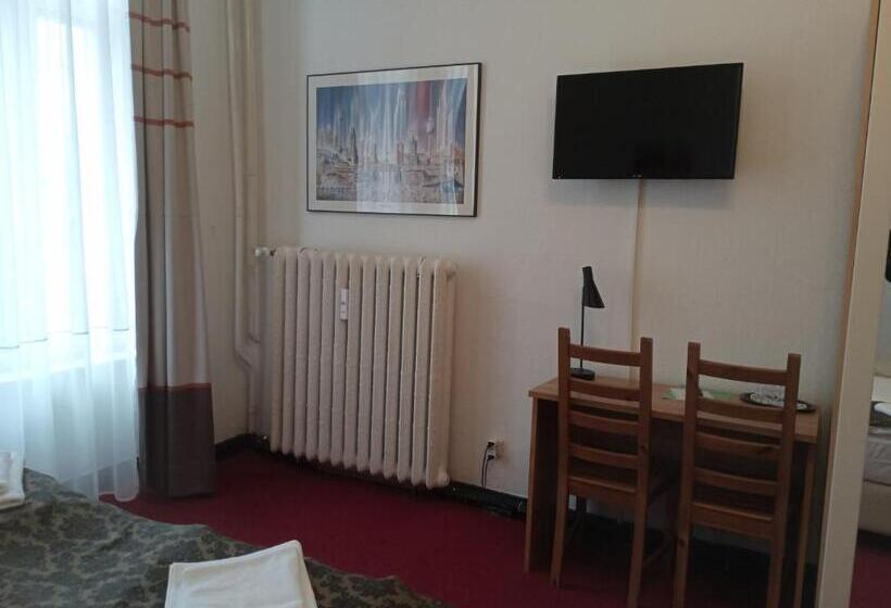 اتاق استاندارد سه نفره, City Pension Berlin