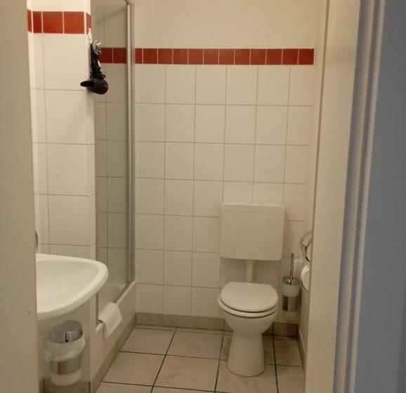 اتاق استاندارد چهار تخته, City Pension Berlin