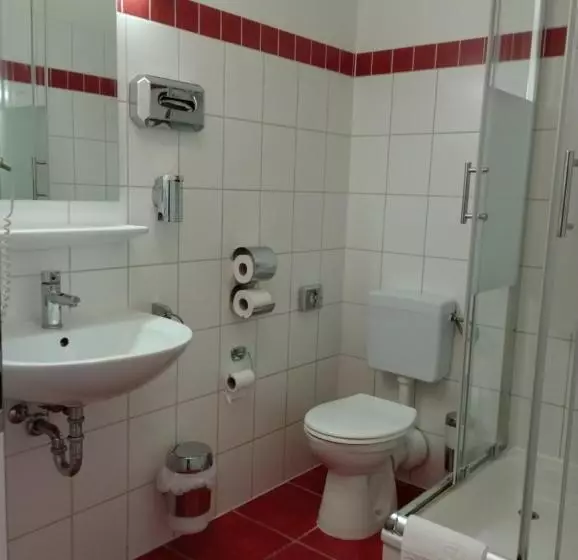 اتاق خانوادگی, City Pension Berlin