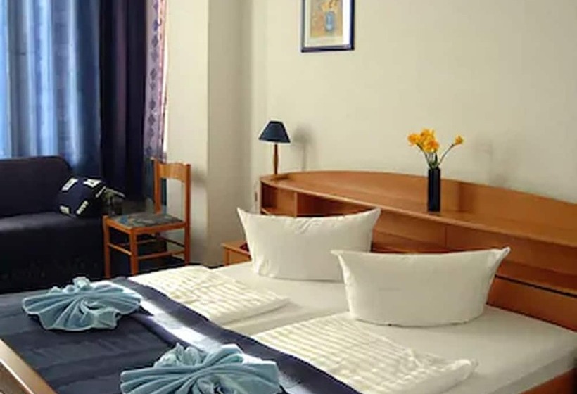 اتاق استاندارد چهار تخته, City Pension Berlin