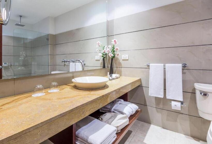 침실 2개 스위트, Cosmos 100 Hotel & Centro De Convenciones   Hoteles Cosmos