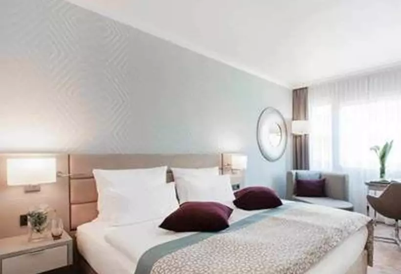 Standard Room Double Bed City View, Crowne Plaza Berlin City Centre Ku Damm, An Ihg