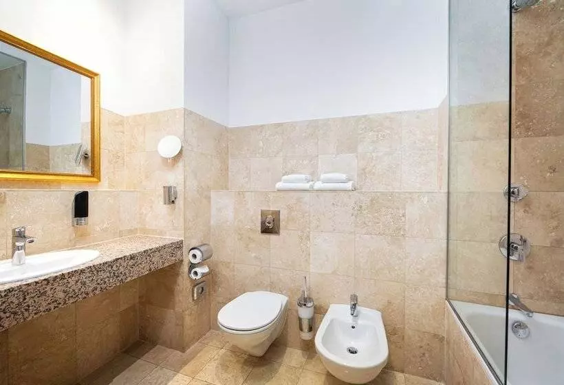 اتاق سوپریور, Leonardo Hotel Berlin Ku Damm