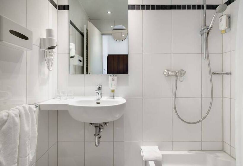 חדר קומפורט, Graf Moltke Hamburg