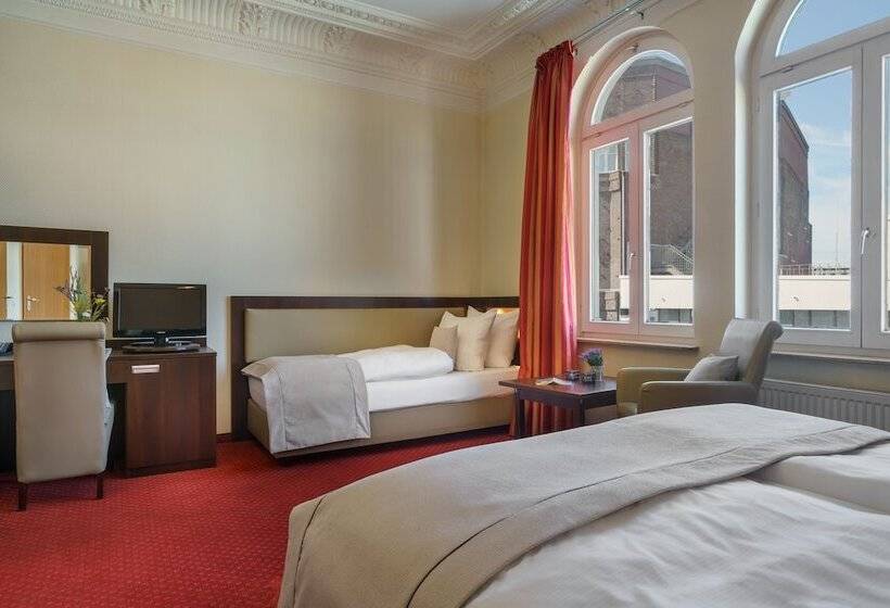 חדר קומפורט, Graf Moltke Hamburg