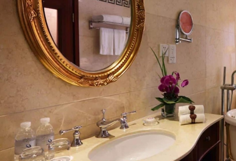 디럭스 스위트, Jin Jiang Park