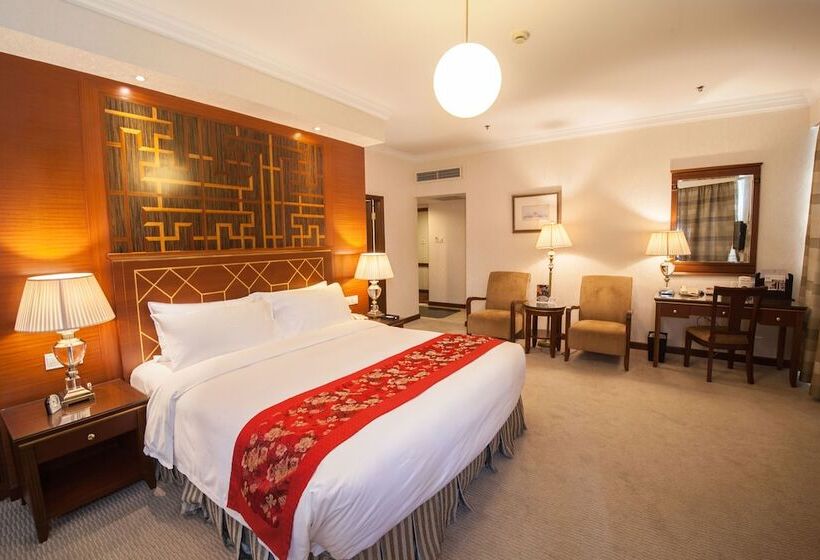 디럭스 스위트, Jin Jiang Park