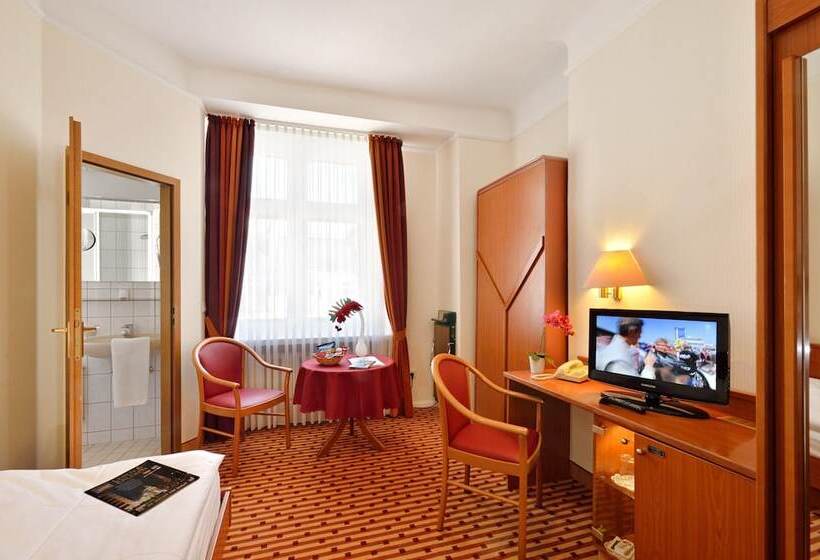 اتاق استاندارد یک نفره, Schöneberg