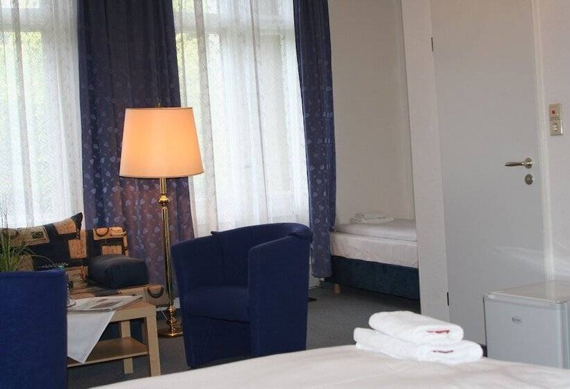 اتاق خانوادگی پایه, Seifert Berlin Am Kurfürstendamm