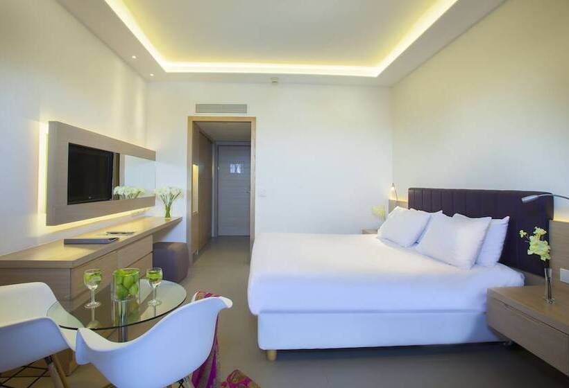 패밀리 룸, Royal Apollonia By Louis Hotels