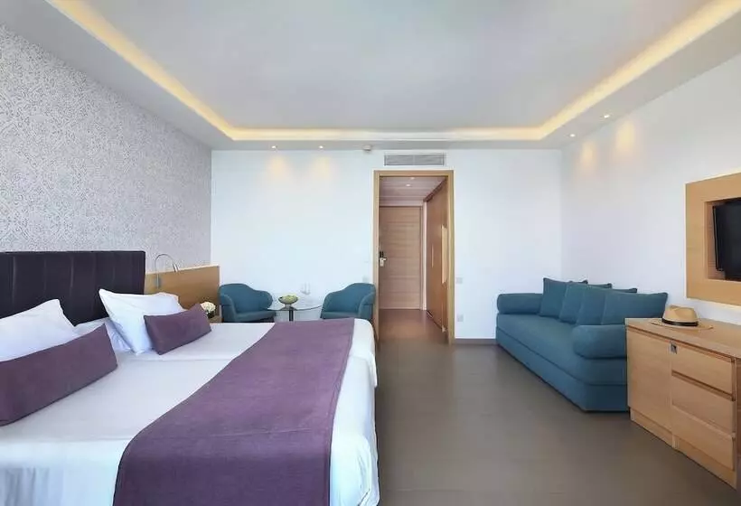 ファミリールーム, Royal Apollonia By Louis Hotels