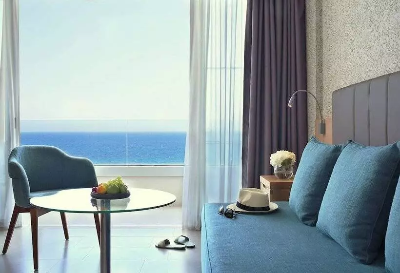 エクゼクティブスイート, Royal Apollonia By Louis Hotels