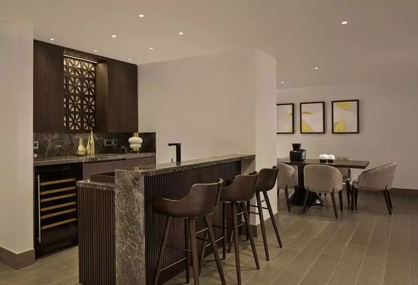 オーシャンビュースイート, Parklane, A Luxury Collection Resort & Spa, Limassol